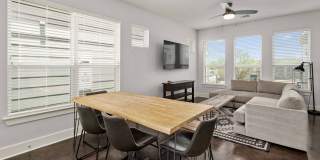 Modern condo, great location, fully Furnished! Gallery 12