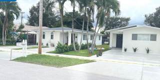 6820 SW 13th Ter Gallery 1