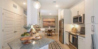The Easton Riverview Apartments Gallery 15