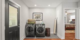 88 Magnolia Street Gallery 37