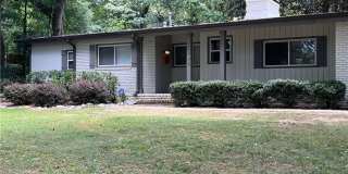 1945 Dellwood Drive NW Gallery 2