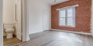 1412 N. Gordon St. Gallery 12