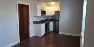 640 West Wrightwood Avenue Gallery 4