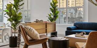 Mily on Green Gallery 7