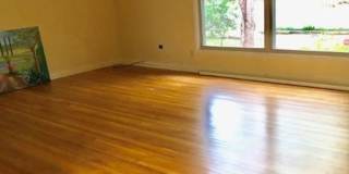 This gem is situated and Lovely 3BE/2BA on a quiet street in Warner Park Gallery 1