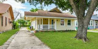 Updated 3 Bedroom Historic Home Near Woodlawn Lake in Northwest San Antonio Updated 3 Bedroom Historic Home Near Woodlawn Lake in Northwest San Antonio Gallery 1