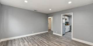 3652 Mcclellan Dr Gallery 17