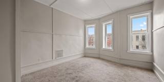 225 N LUZERNE Avenue Gallery 21