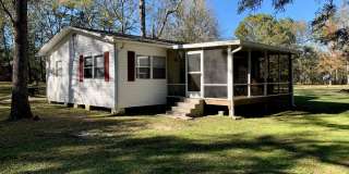 2BR/1BA home available for rent on beautifully wooded lot in Vernon! Gallery 1