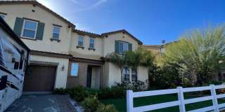 Beautiful 5 bedroom 5 bathroom home in Sycamore Creek! Gallery 1