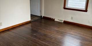 3BR SINGLE FAMILY HOME, FULL BASEMENT, GREAT YARD, PARKING, GARAGE Gallery 10