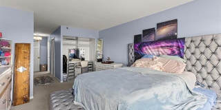 5000 Town Center Gallery 18