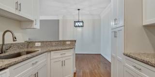 5053 DONOVAN Drive Gallery 7
