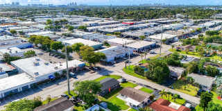 391 NE 42nd Ct Gallery 23