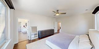 1220 Lomax Avenue Gallery 30