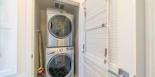 Gorgeous Stand Alone Town Home / Rolling Hills Golf Club is your Back Yard Gallery 5