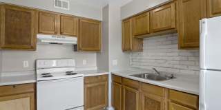 The Riverside Apartment Homes Gallery 28