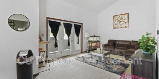 1924 Melrose Drive - C Gallery 13