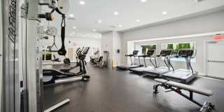 Foxchase Apartments Gallery 20