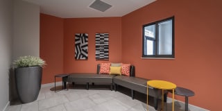 The 6Hundred Gallery 41