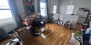 9  Harding St Gallery 33