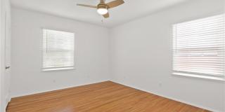 4232 Walnut Gallery 11