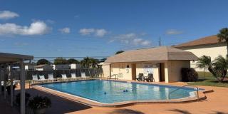 1047 Small Court Gallery 30