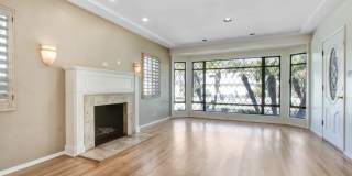 10832 Huston Street Gallery 3
