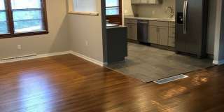 Newly renovated 4BR/2BA home, across from IU Stadium and Golf Course! Gallery 18