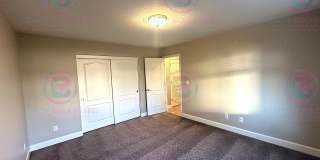 Welcome to your dream home in Spanish Springs, nestled off the serene Calle de la Plata.  2 Year lease $3095 base rent or 1 year lease $3195 Base Rent Gallery 15