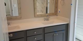 Room in 3 Bedroom Townhome at Metropolitan Dr Gallery 19
