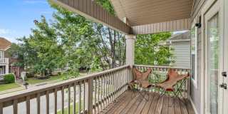 Furnished 3 bed/2.5 bath Gallery 17