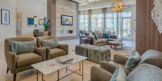 Woodmont Townsquare Gallery 17