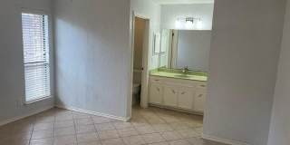 2432 W Iris Avenue Gallery 7