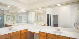5 BED Summerlin home w/ 1ST FLOOR BED AND 3/4 BATH 5 BED Summerlin home w/ 1ST FLOOR BED AND 3/4 BATH Gallery 40