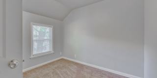 581 Mt. Vernon St Gallery 10
