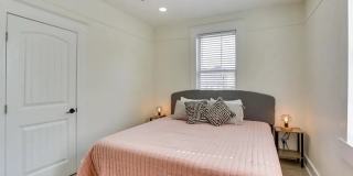 1321-1323Monro 1321-1323Monro Gallery 8