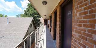 8 S Clarkson Street Gallery 7