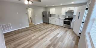 604 N Henderson Street Gallery 1