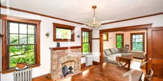 Large 4 bed in Brookline Gallery 13
