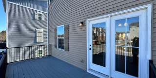 Available 07-08-26! Townhouse w/Garage - Pet Friendly - All Appliances Convey! Gallery 26
