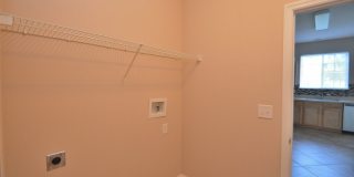 144 London Drive Gallery 28