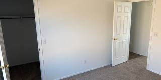 Move-In Special! Updated 3BR Home in Surprise – 2 Weeks Free Gallery 11
