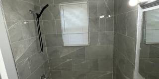 Fully Renovated 2/1 Single Family House Available for Immediate Rent! Gallery 16