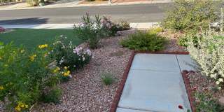 SUMMERLIN HOME WITH A SPARKLING POOL! Gallery 27