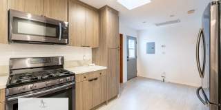 Limited-Time Special: $1,000 off the first month’s rent! Spacious 4-Bed, 3-Bath Home in Los Angeles – Includes 2 Suites Gallery 12