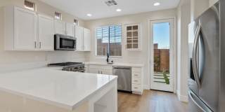 3BD/2.5BA GUARD GATED SUMMERLIN HOME! Gallery 4