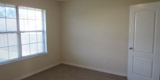 Beautiful 4BR/2BA home in North Central Pensacola. Gallery 11
