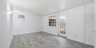 1021 S N Street Gallery 64