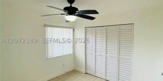20005 NE 3rd Ct Gallery 12